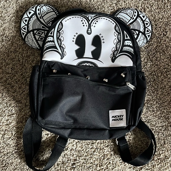 Mickey Mouse mini backpack, brand new, never used, big pockets - Picture 1 of 4